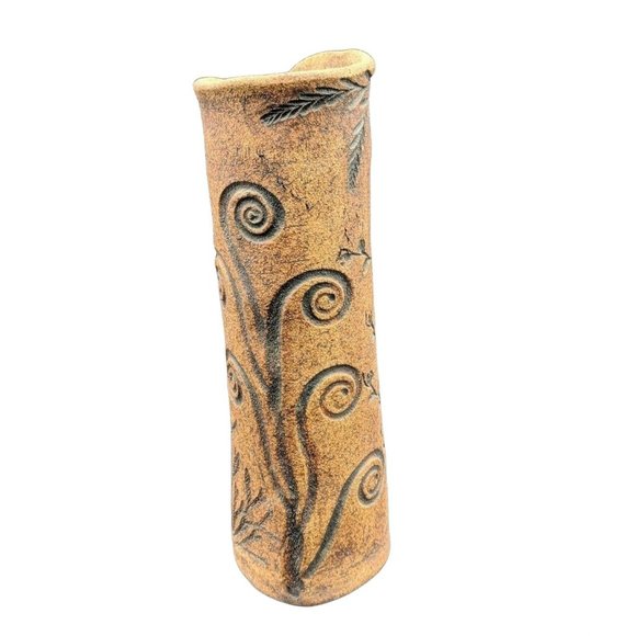 Studio Art Pottery Vase Volcano Hawaii Artist Signed Tall Hand Made Rustic 8.75" - Picture 9 of 11